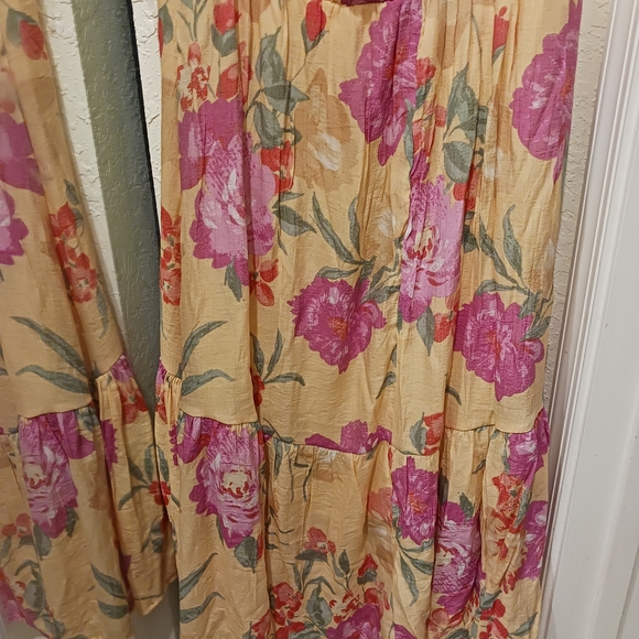 Mlle Gabrielle Floral Maxi Skirt Size XL - Picture 3 of 4